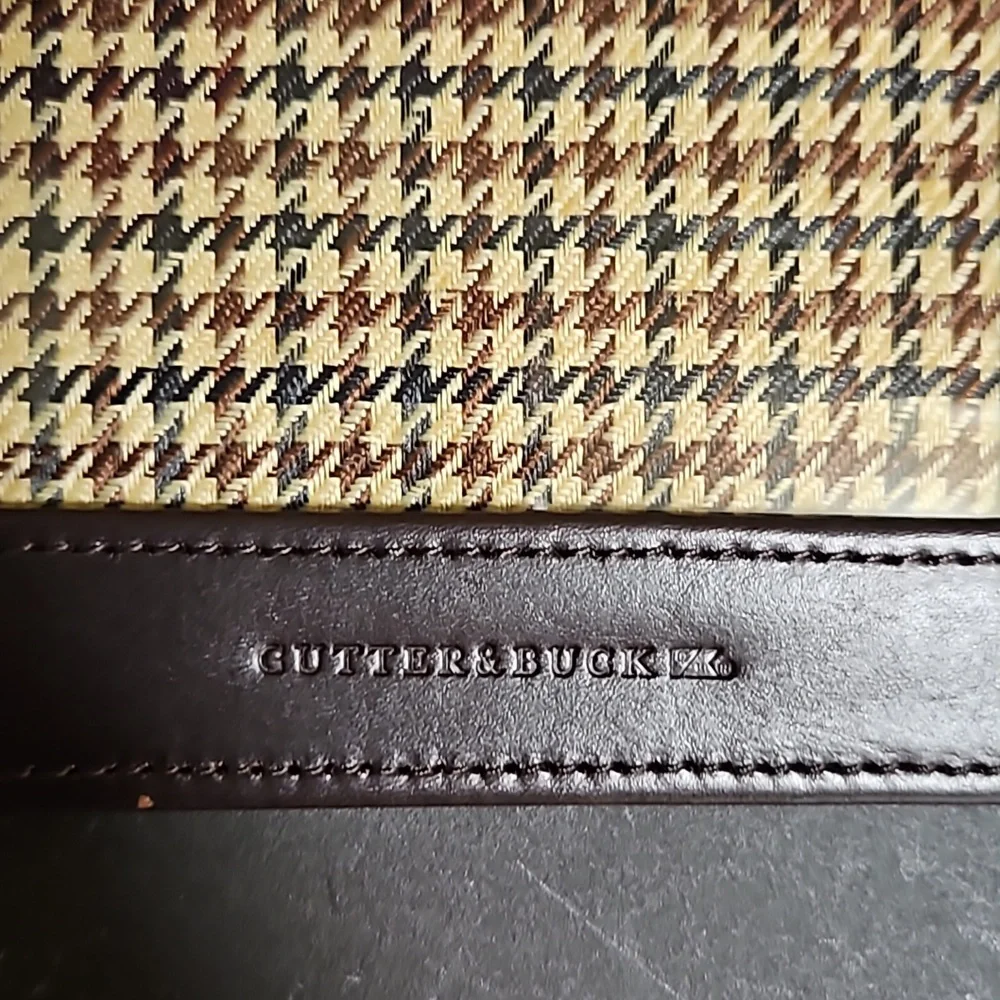 Cutter&Buck. - Picture 2 of 4